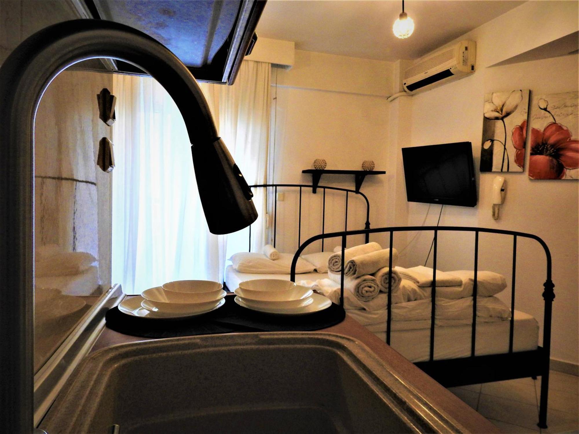 Konstantinos'S Luxury Studio テッサロニキ エクステリア 写真