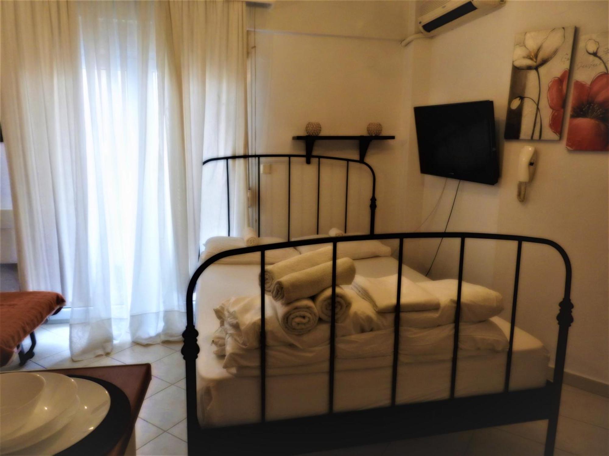 Konstantinos'S Luxury Studio テッサロニキ エクステリア 写真